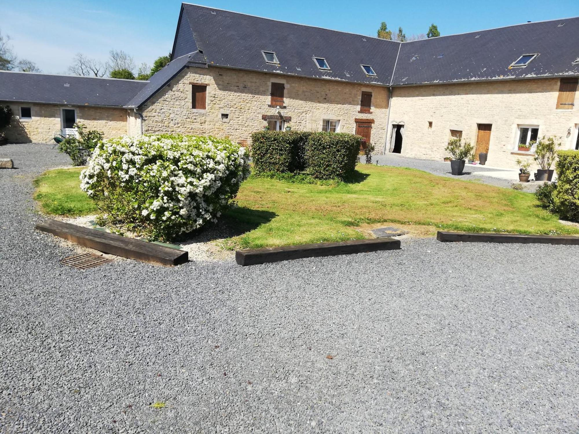 Ferme De Montigny Bed & Breakfast Asnieres-en-Bessin Dış mekan fotoğraf